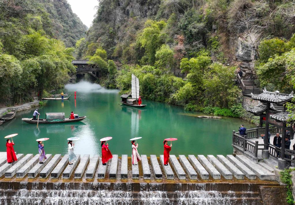 湖北宜昌：旅游升溫快